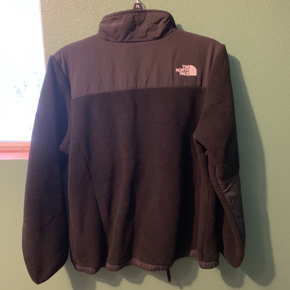 Brand New Authentic The North face Girls - Picture 7 of 8